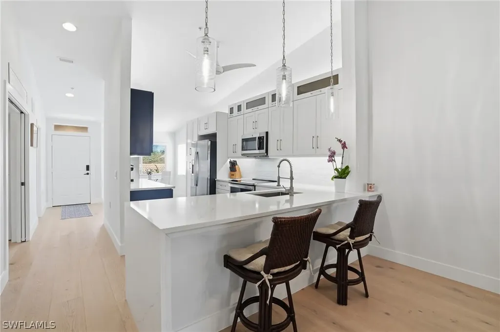 2386 Magnolia Avenue Naples FL 34112