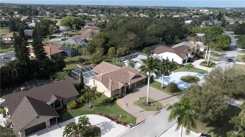 195 Palmetto Dunes Circle Naples FL 34113