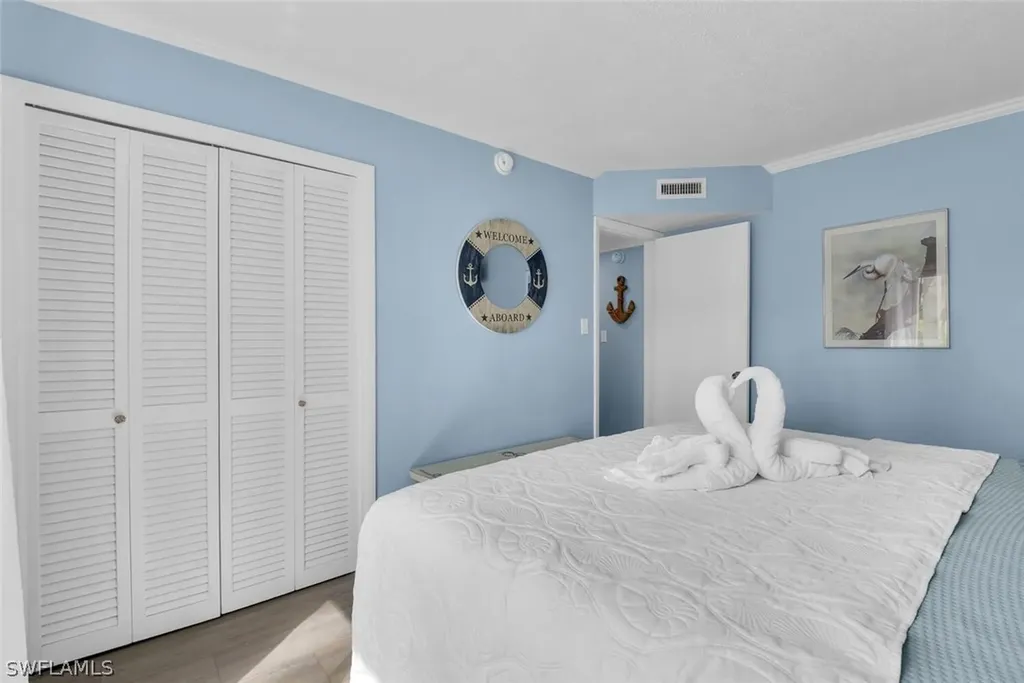 1295 Gulf Shore Boulevard S Naples FL 34102
