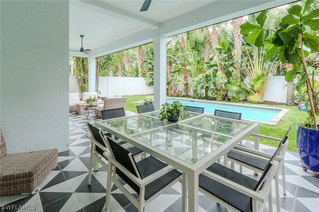1075 Frank Whiteman Boulevard Naples FL 34103