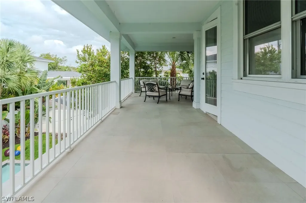 1075 Frank Whiteman Boulevard Naples FL 34103