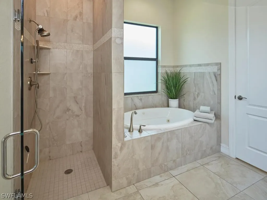 1119 Ridge Street Naples FL 34103