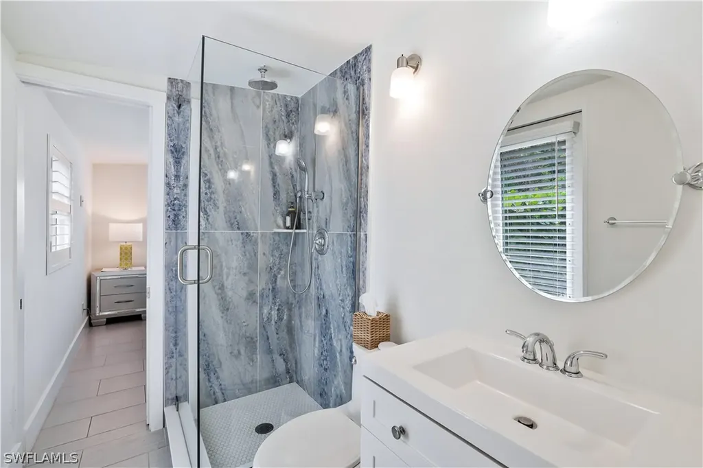 1712 Harbor Lane Naples FL 34104
