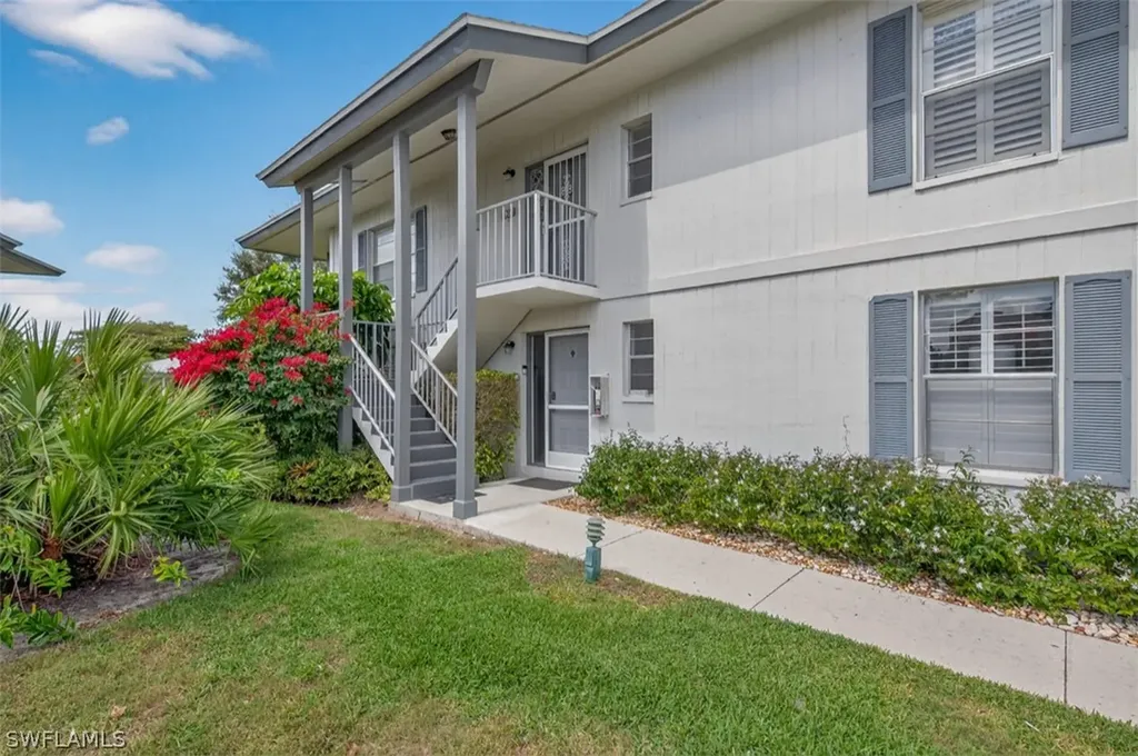 3300 Binnacle Drive Naples FL 34103