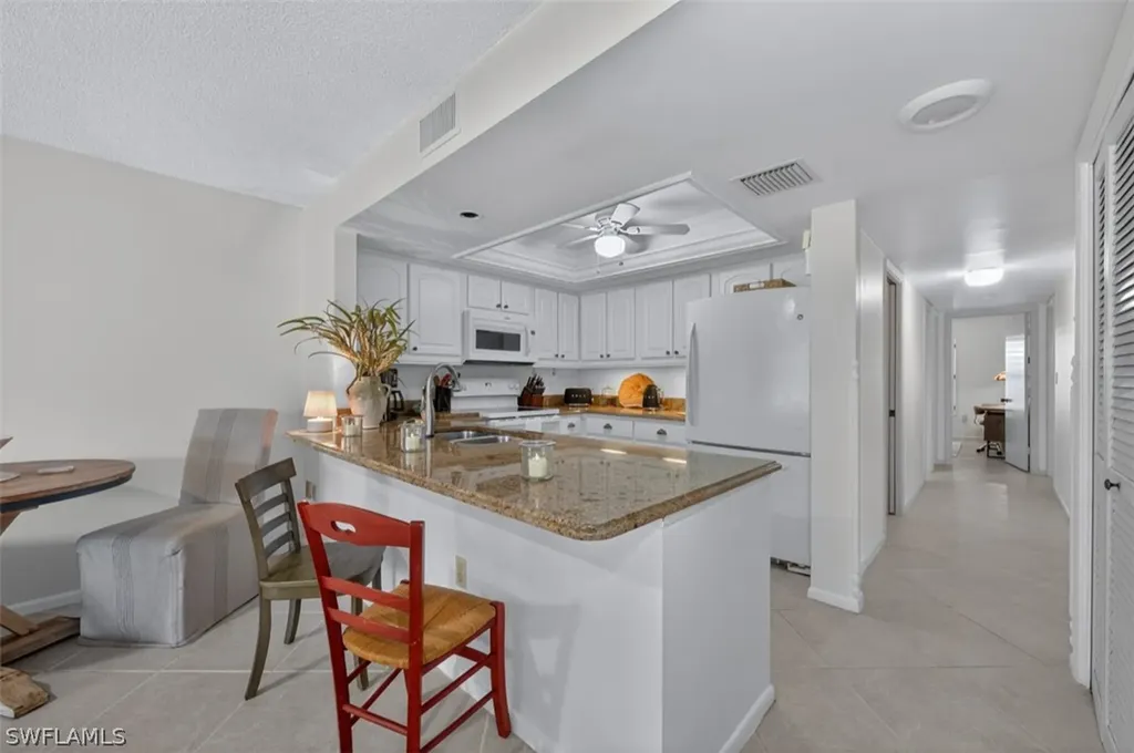 3300 Binnacle Drive Naples FL 34103