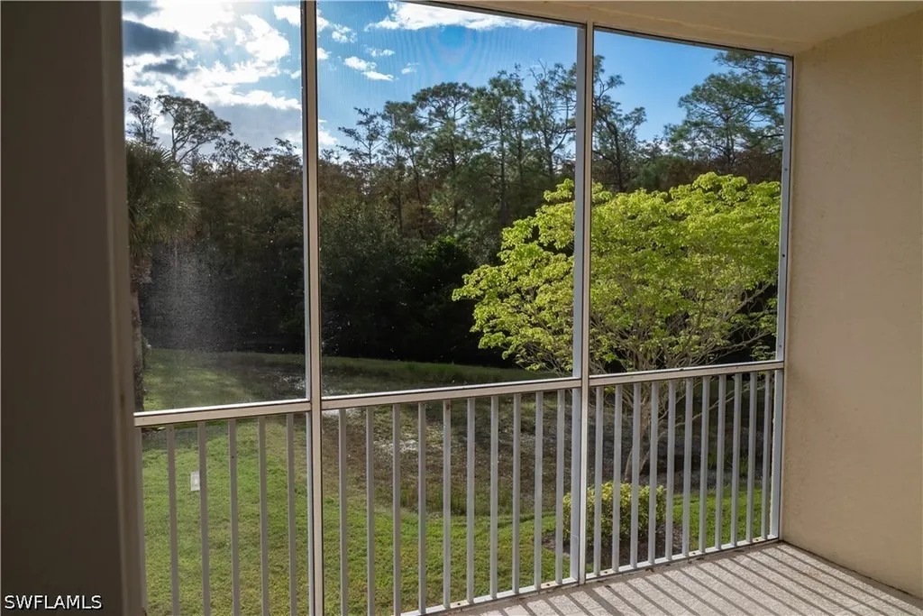 3235 Cypress Glen Way Naples FL 34109