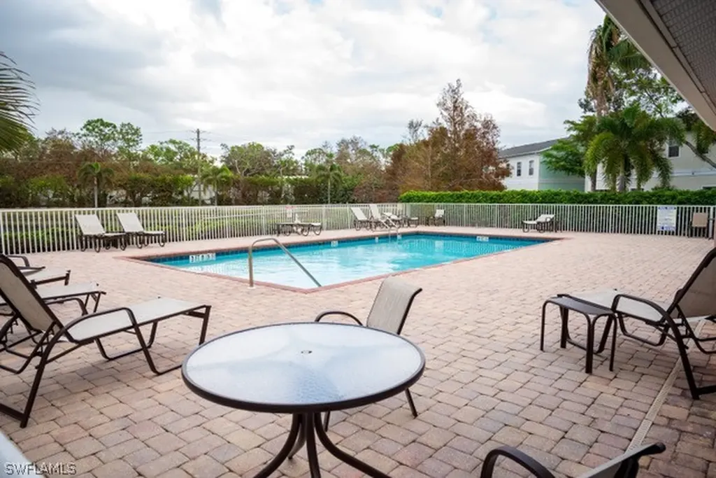 3235 Cypress Glen Way Naples FL 34109