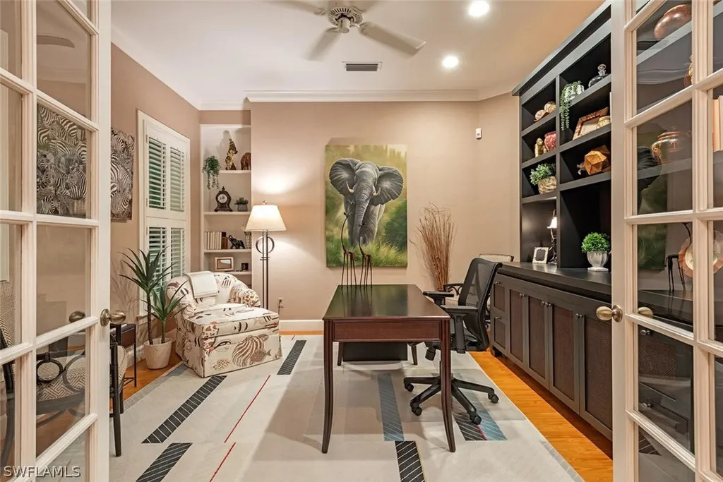 263 N Lake Drive Naples FL 34102
