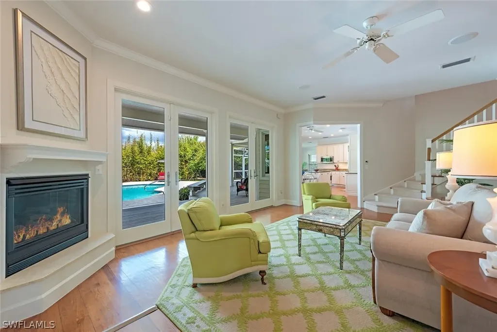 263 N Lake Drive Naples FL 34102