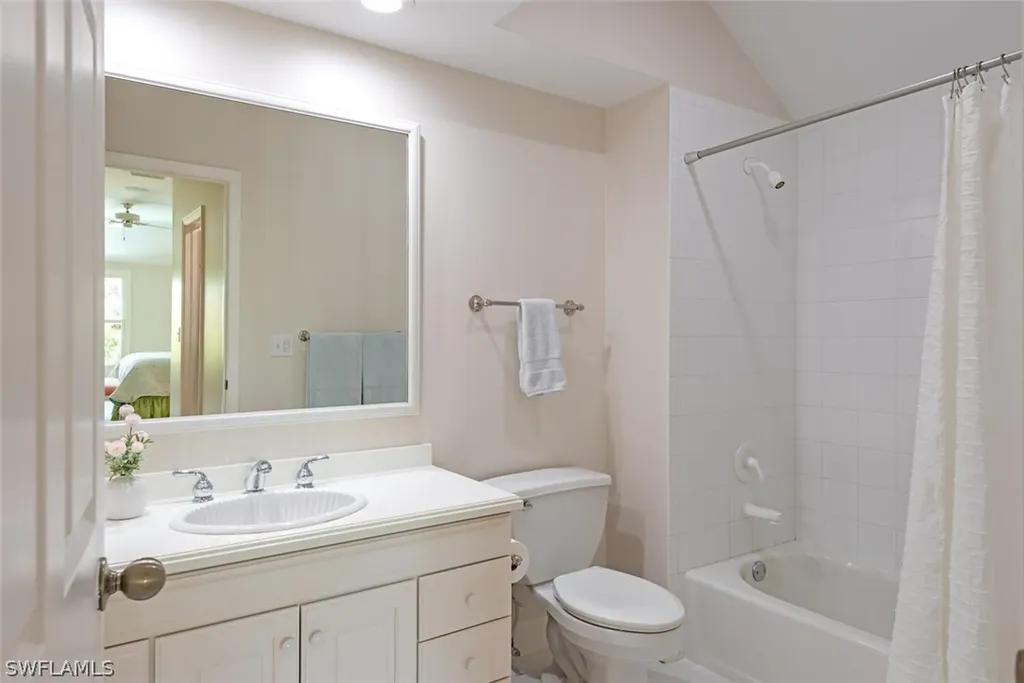 263 N Lake Drive Naples FL 34102