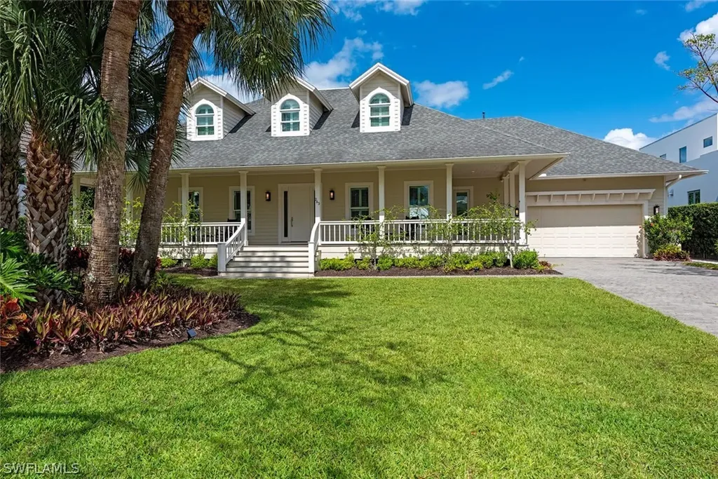 263 N Lake Drive Naples FL 34102