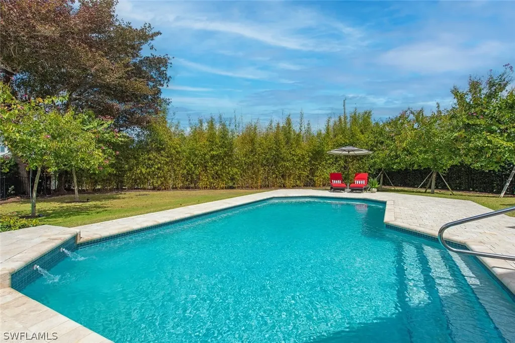 263 N Lake Drive Naples FL 34102