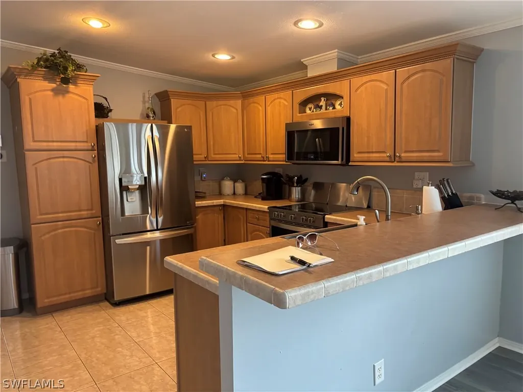 12 Aquamarine Avenue Naples FL 34114