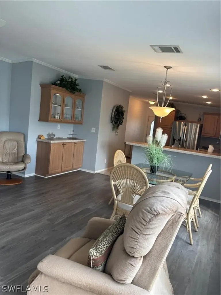12 Aquamarine Avenue Naples FL 34114