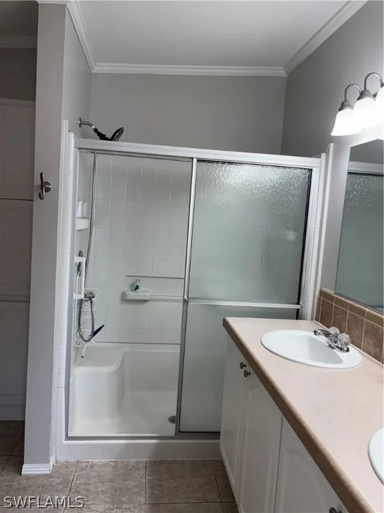 12 Aquamarine Avenue Naples FL 34114