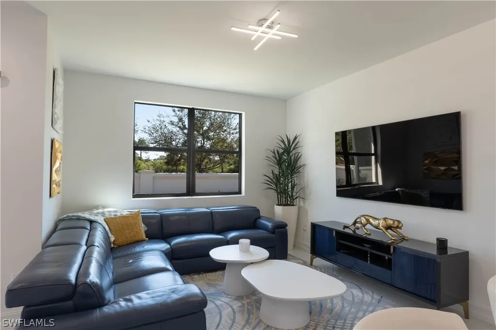 7510 Rockefeller Drive Naples FL 34119