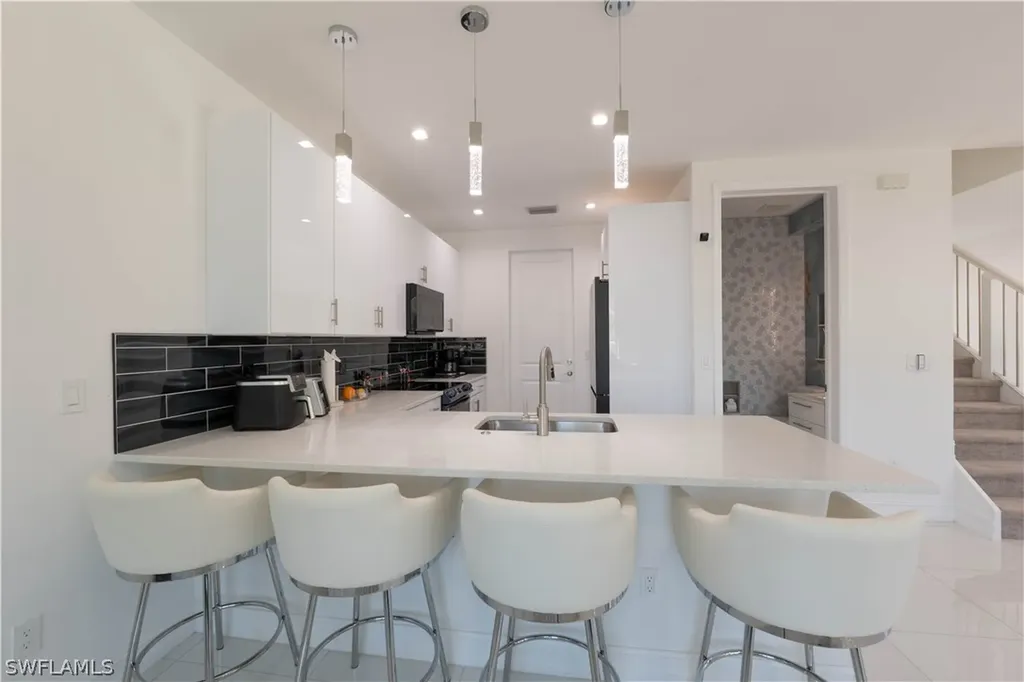 7510 Rockefeller Drive Naples FL 34119