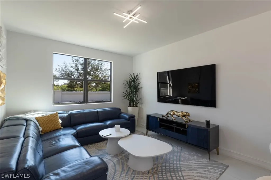 7510 Rockefeller Drive Naples FL 34119