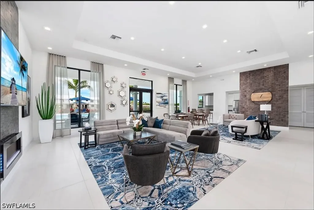 7510 Rockefeller Drive Naples FL 34119