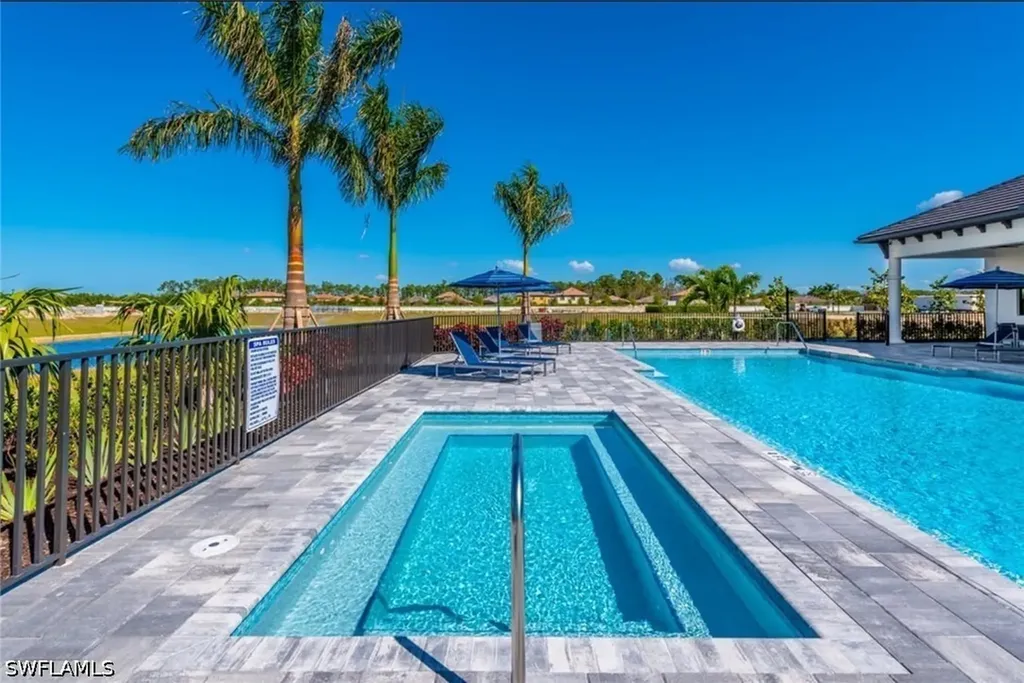 7510 Rockefeller Drive Naples FL 34119
