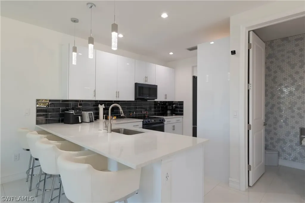 7510 Rockefeller Drive Naples FL 34119