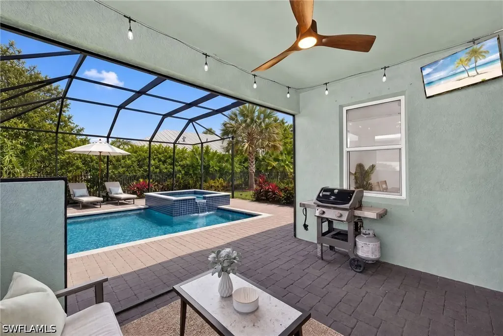 14520 Topsail Drive Naples FL 34114