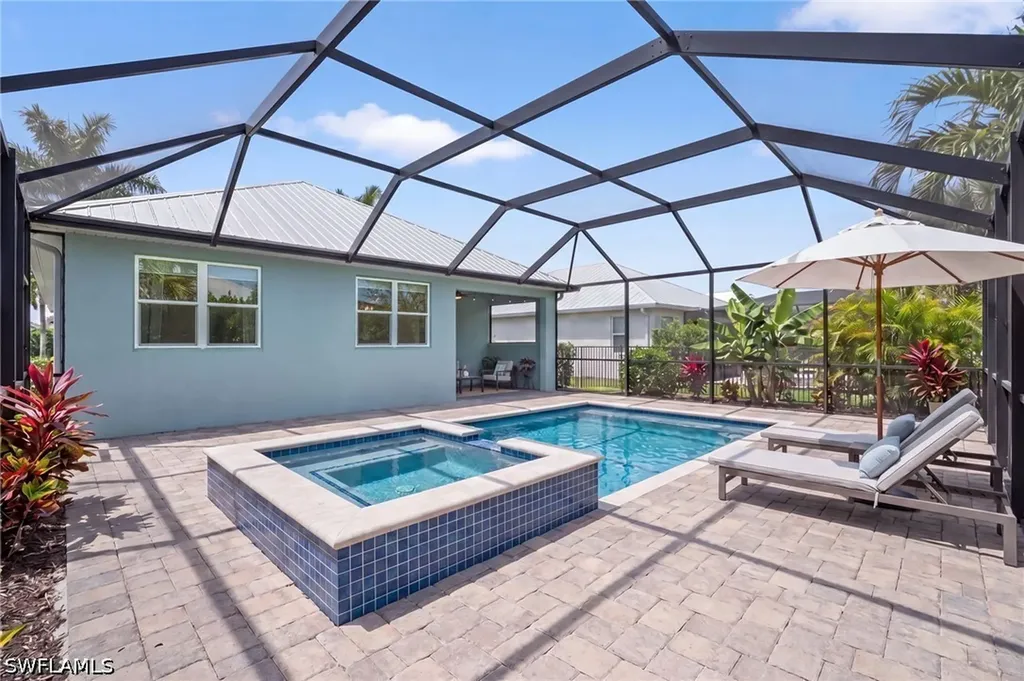 14520 Topsail Drive Naples FL 34114