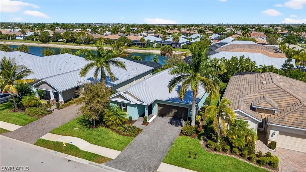 14520 Topsail Drive Naples FL 34114