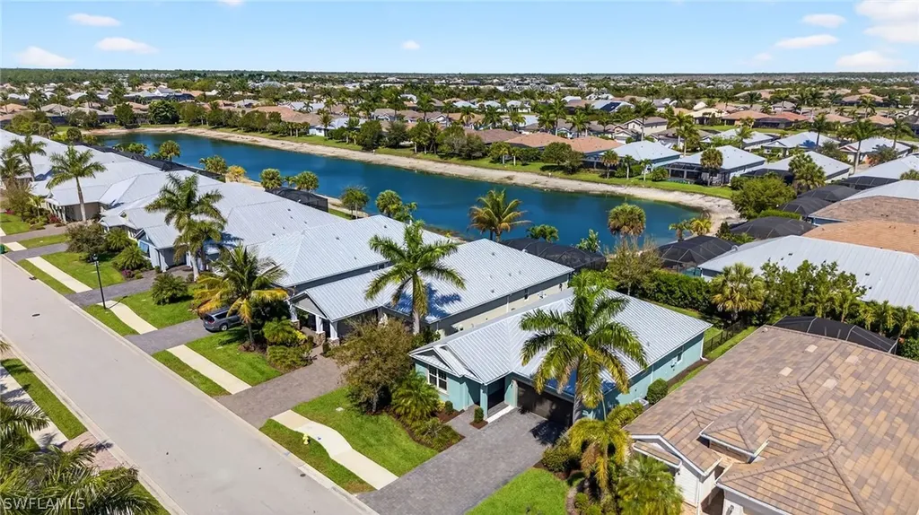 14520 Topsail Drive Naples FL 34114