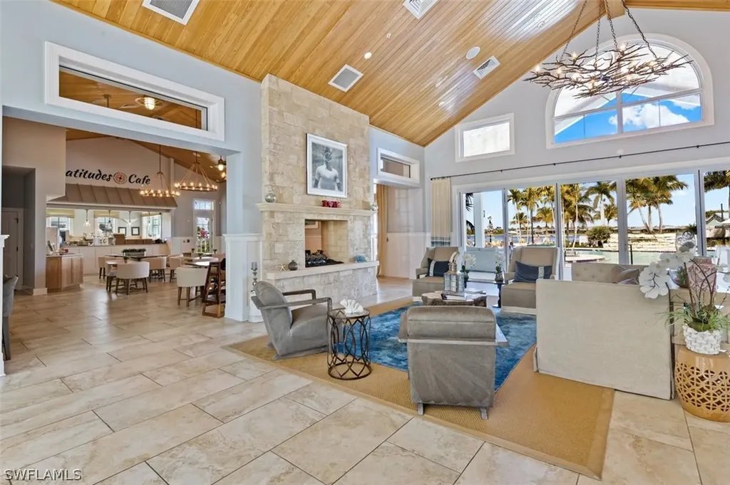 14520 Topsail Drive Naples FL 34114