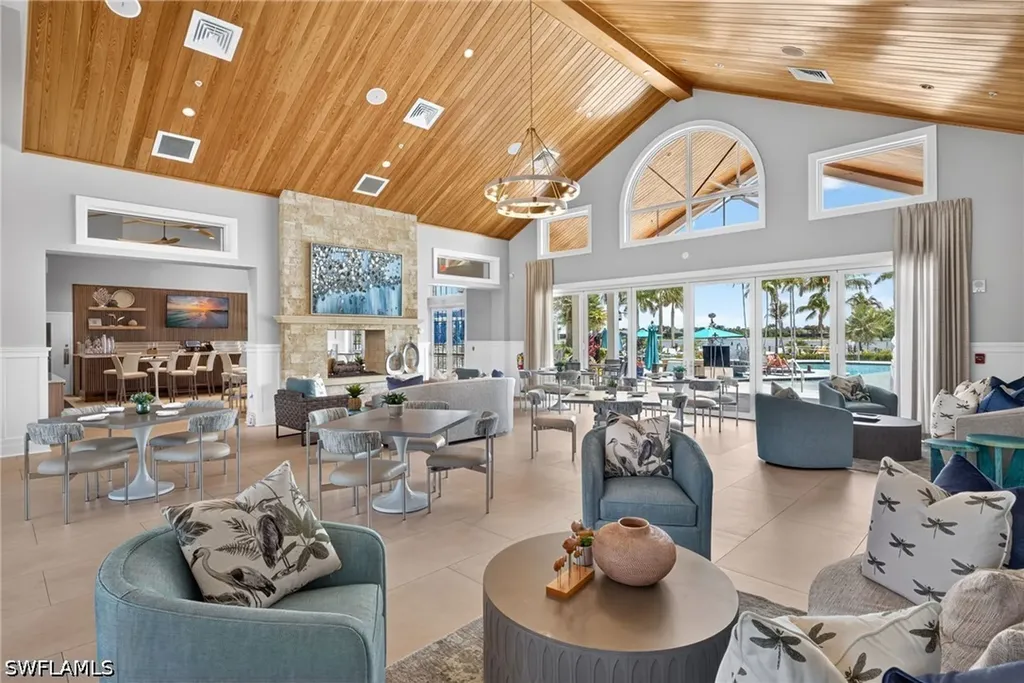 14520 Topsail Drive Naples FL 34114
