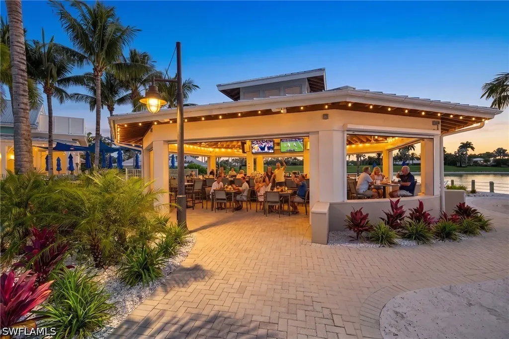 14520 Topsail Drive Naples FL 34114