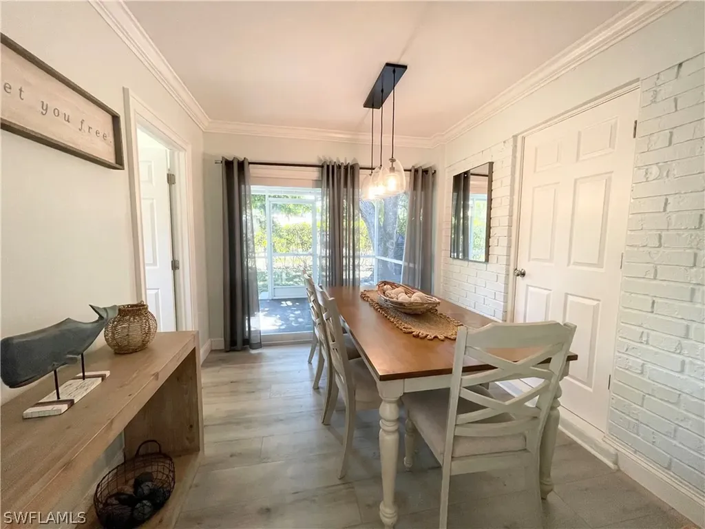 905 13th Street N Naples FL 34102