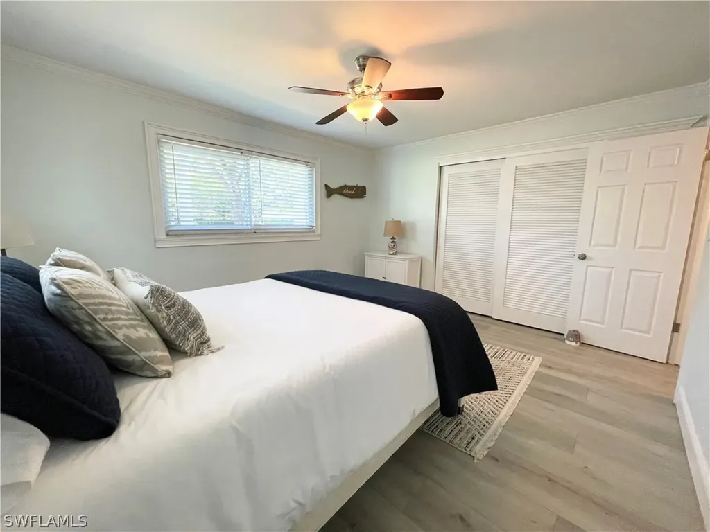 905 13th Street N Naples FL 34102