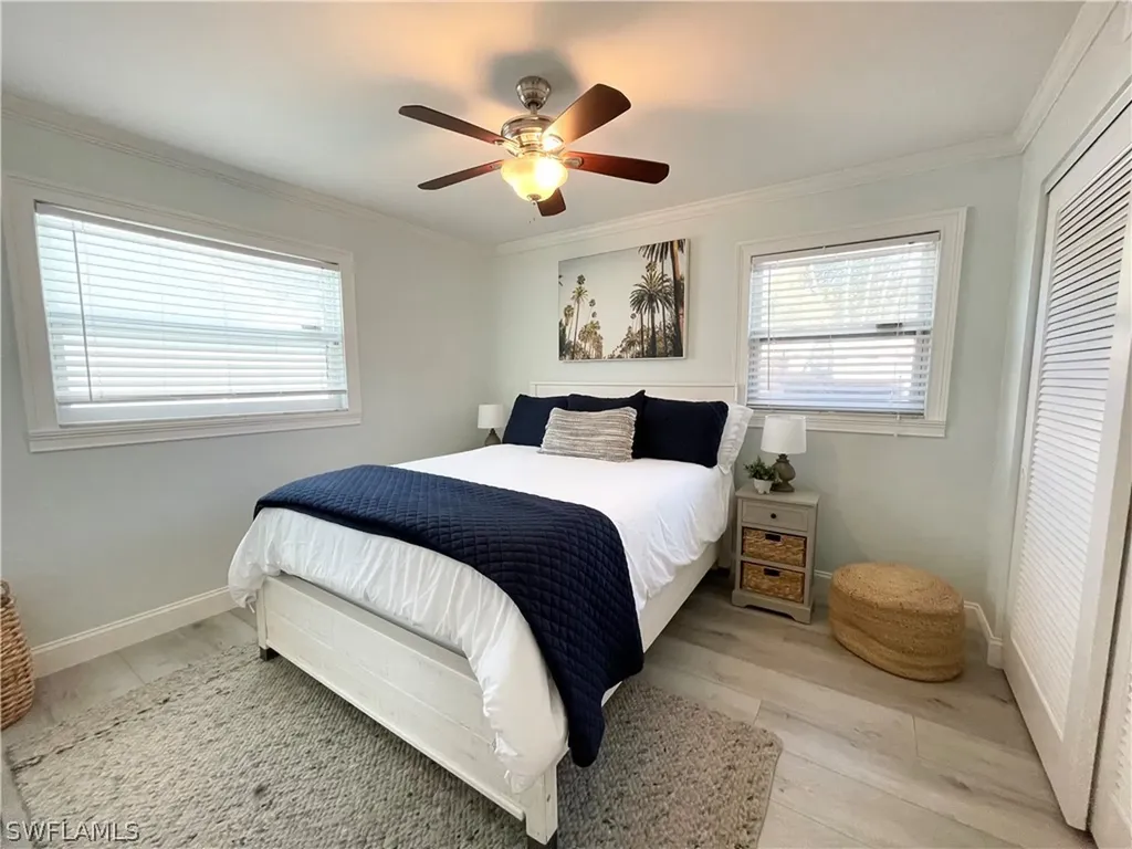 905 13th Street N Naples FL 34102