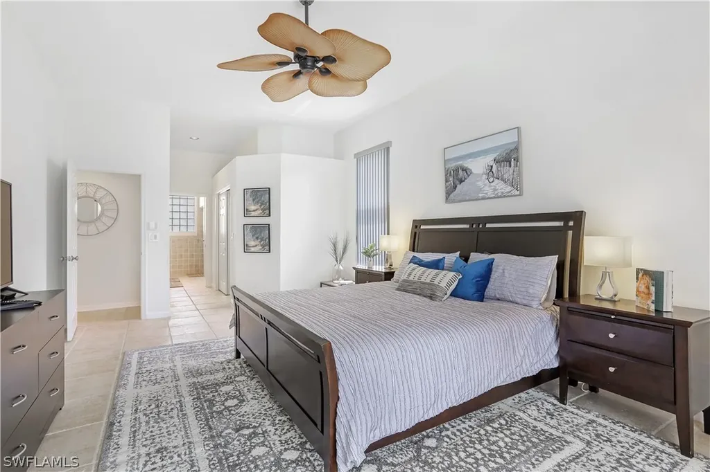 7699 Groves Road Naples FL 34109
