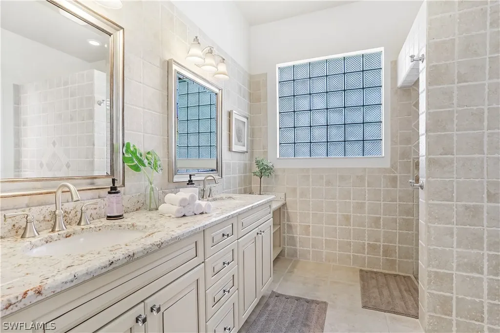 7699 Groves Road Naples FL 34109