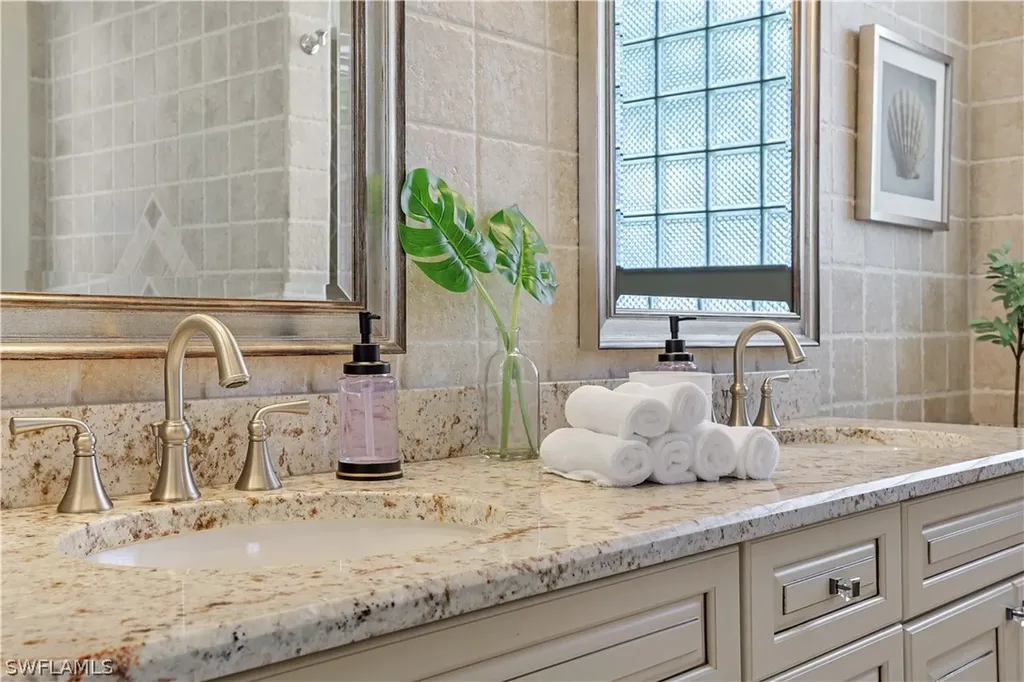 7699 Groves Road Naples FL 34109