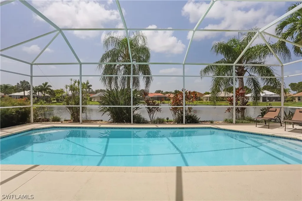 7699 Groves Road Naples FL 34109