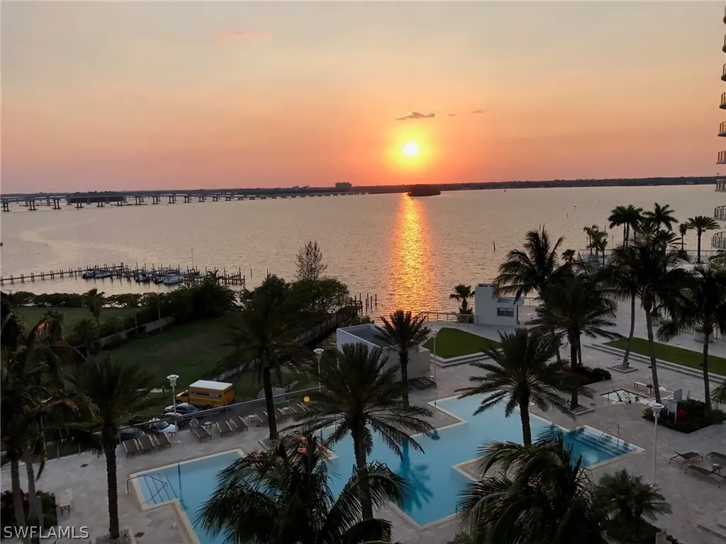 3000 Oasis Grand Boulevard Fort Myers FL 33916