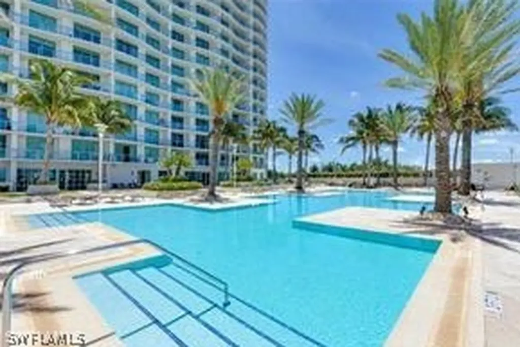 3000 Oasis Grand Boulevard Fort Myers FL 33916