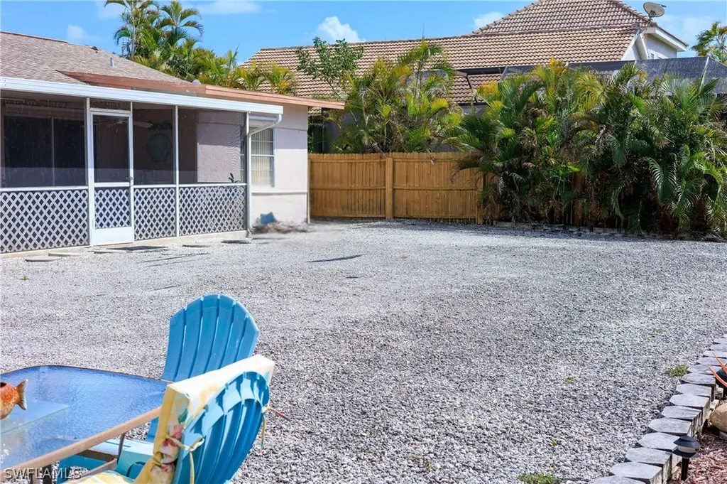 188 Gulfstream Street Marco Island FL 34145