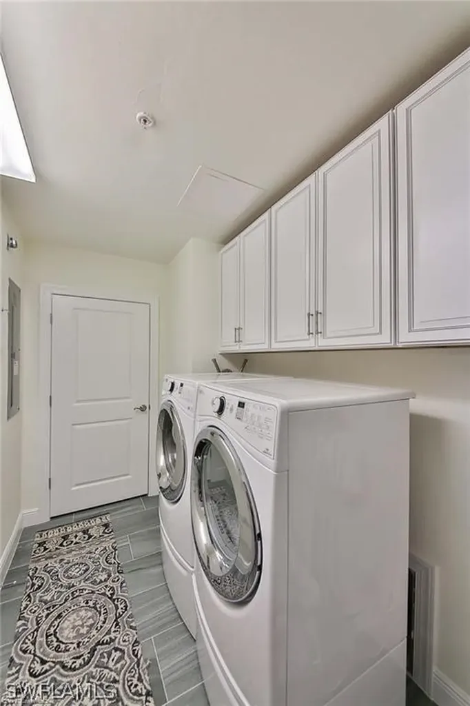 15145 Palmer Lake Circle Naples FL 34109