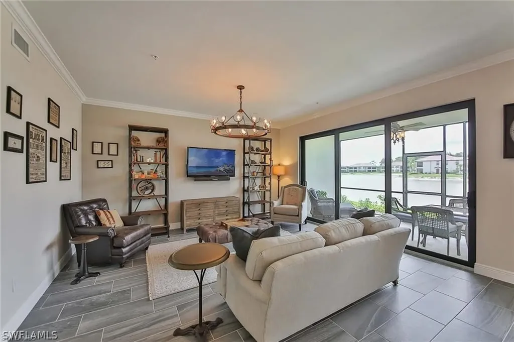 15145 Palmer Lake Circle Naples FL 34109