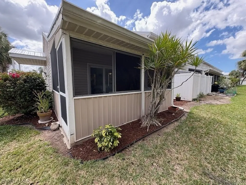 6101 Lake Front Drive Fort Myers FL 33908