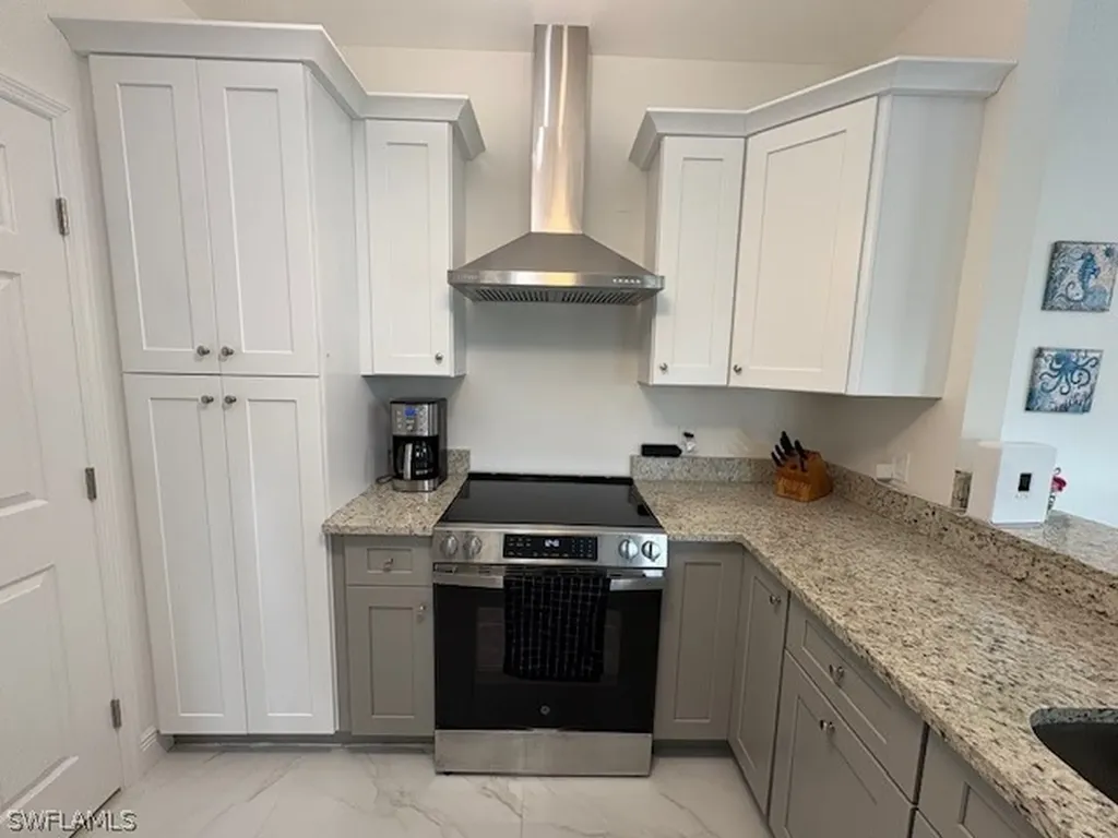 6101 Lake Front Drive Fort Myers FL 33908