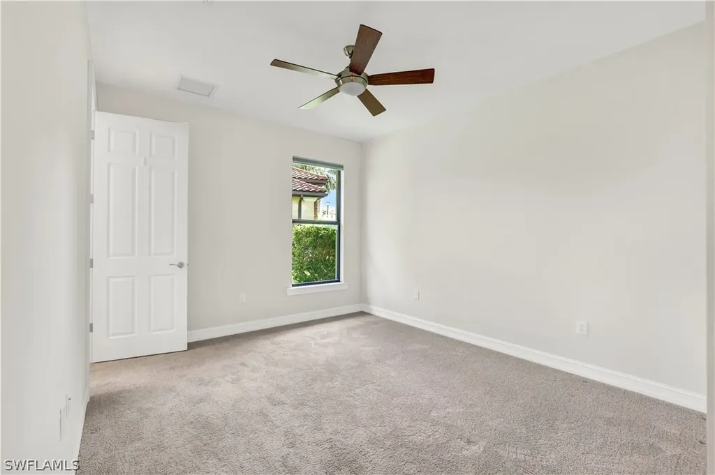 1621 Songbird Court Naples FL 34120