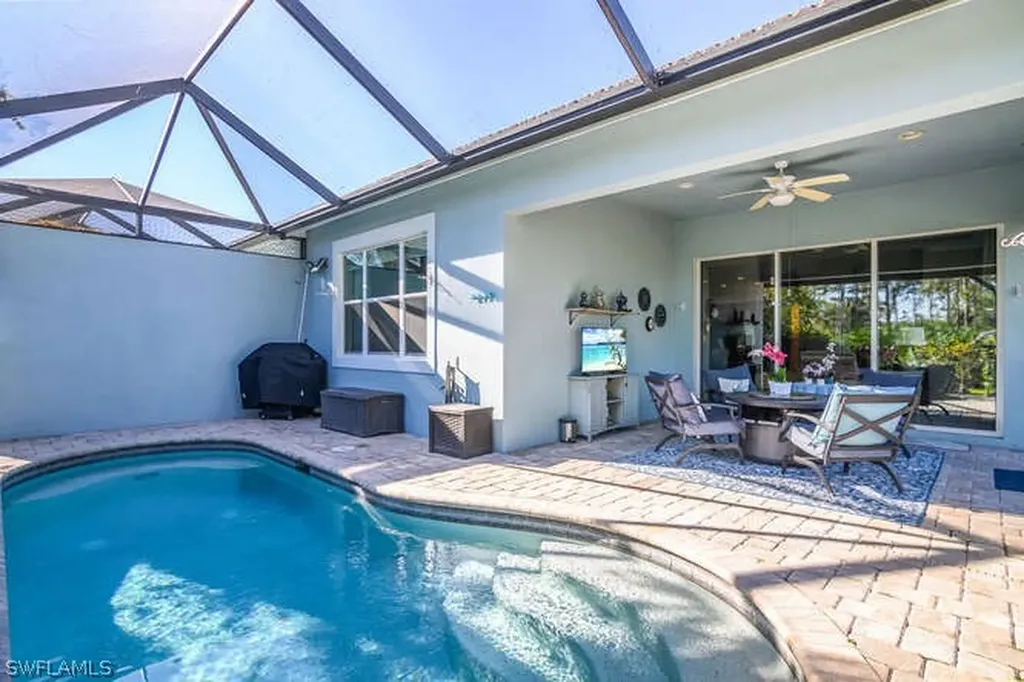 7003 Dominica Drive Naples FL 34113