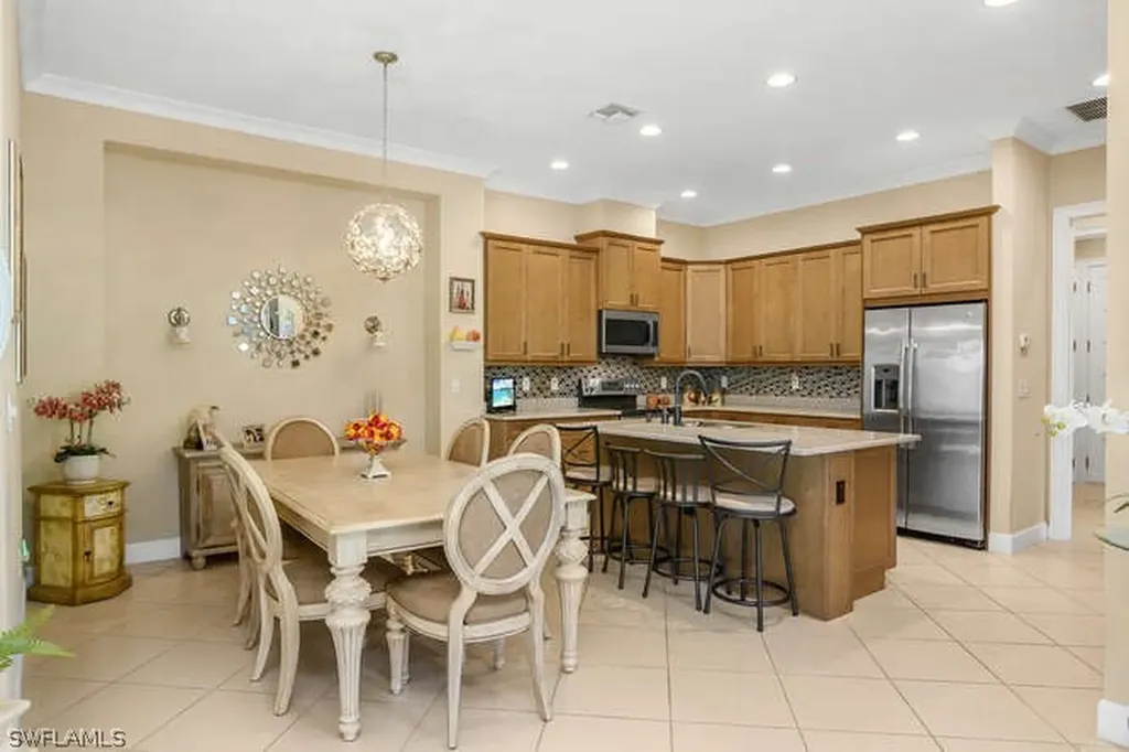7003 Dominica Drive Naples FL 34113