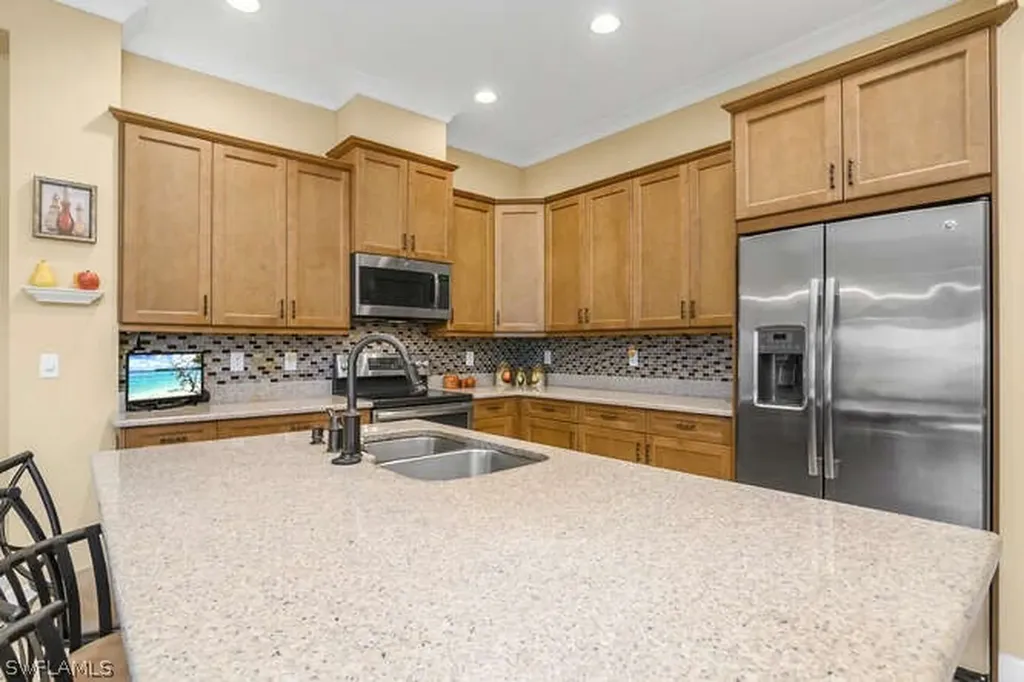 7003 Dominica Drive Naples FL 34113